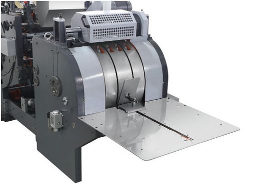 180-350gsm শীট স্কয়ার নীচে শপিং পেপার ব্যাগ গঠনের মেশিন হ্যান্ডেল গর্ত সহ