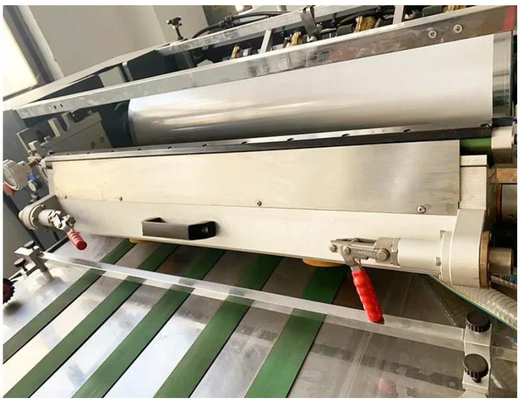 প্যাকেজিং এবং মুদ্রণ উপকরণ জন্য Ecoo লেপ-760 UV লেকিং মেশিন